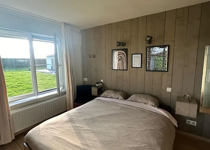 Beautiful Rooms At Countryside Brussels